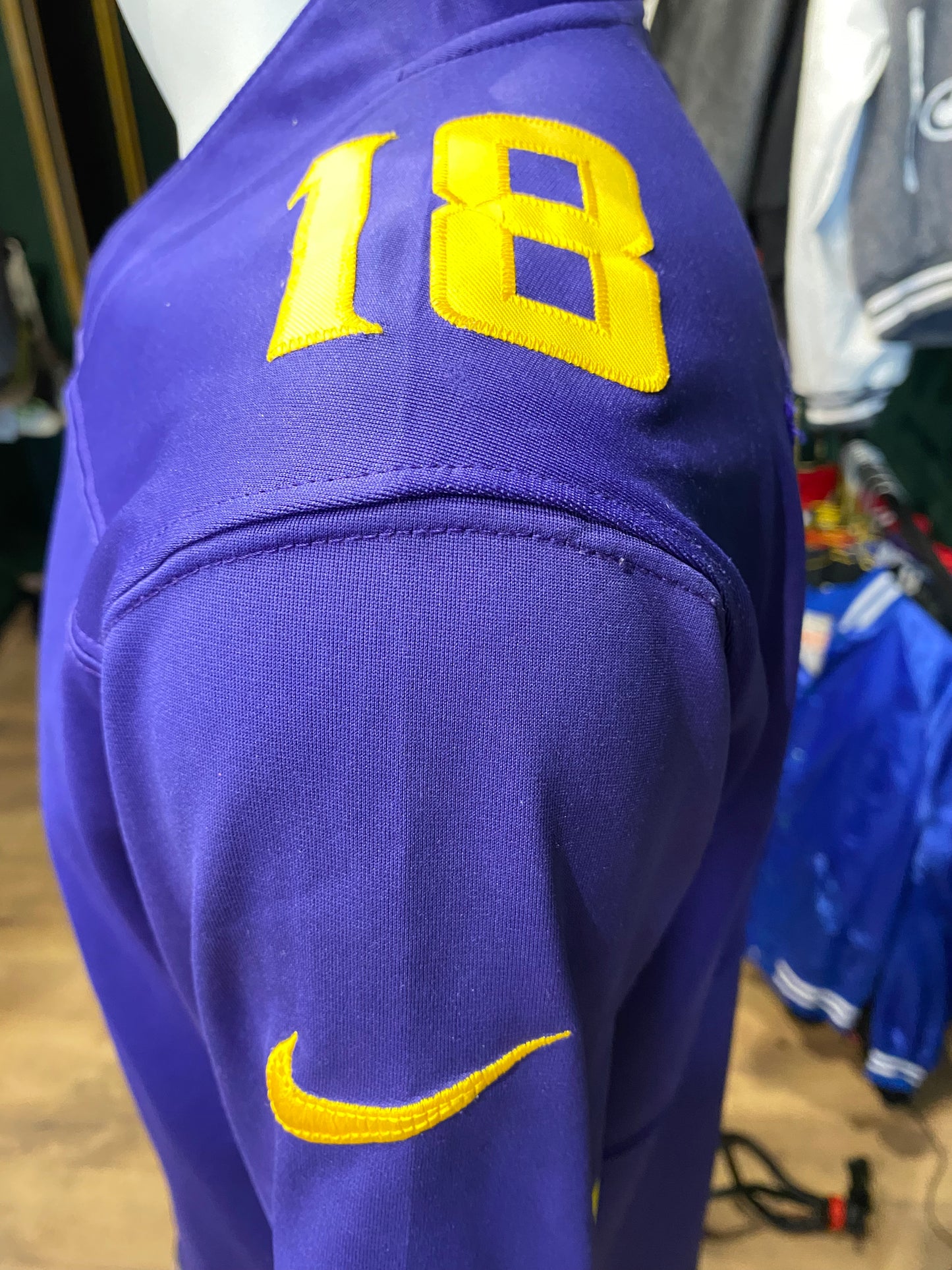 Vintage NFL Vikings Jersey S Lila