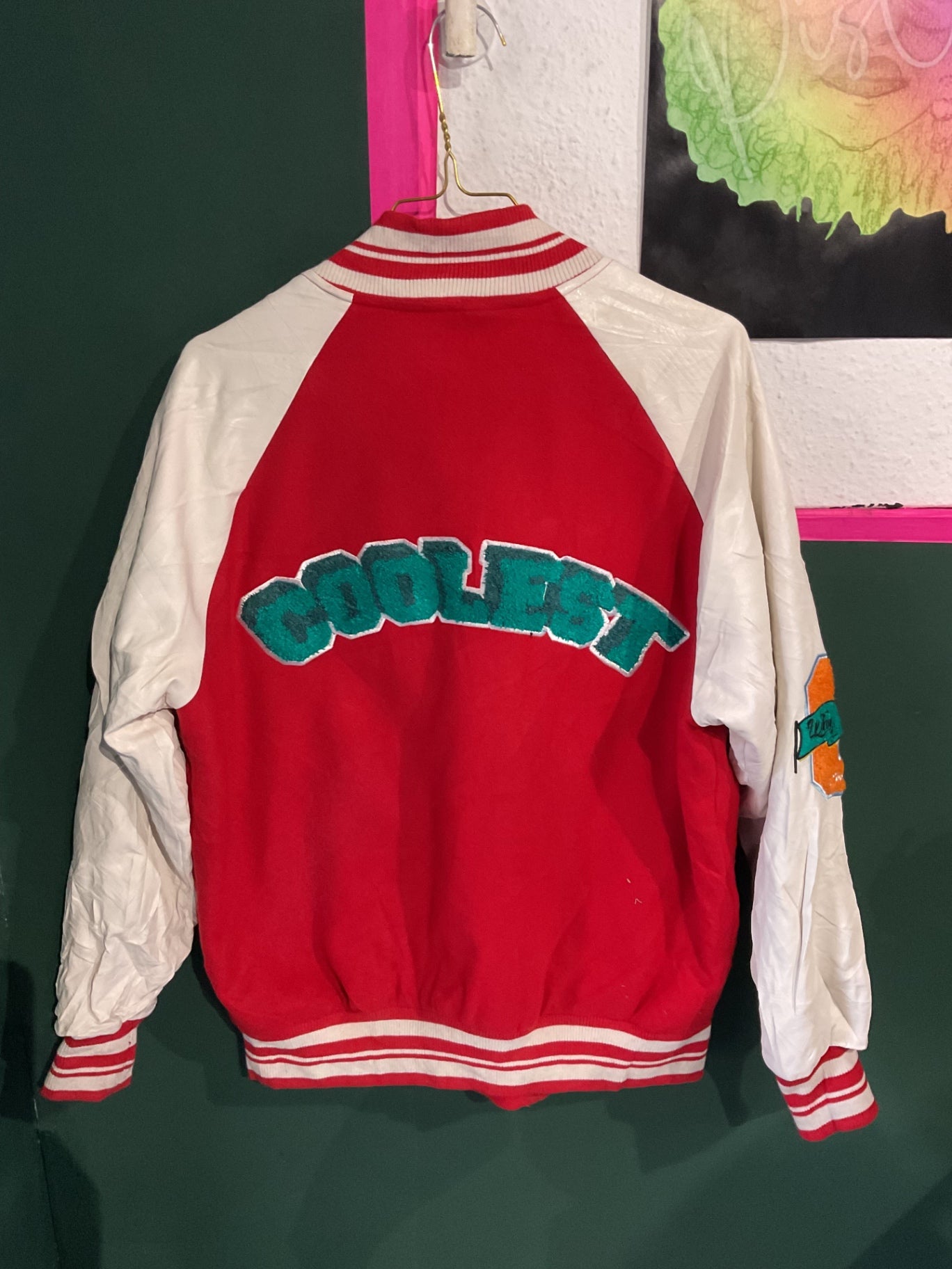 Bershka Varsity Jacket, Auffällige College-Jacke, Y2K&Streetstyle 