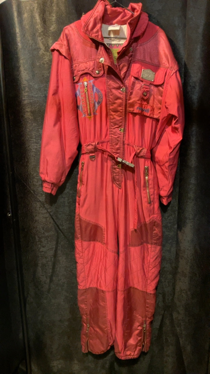 Vintage Reusch Skioverall 80s, selten, hochwertig und außergewöhnlich gut erhalten. Starke Details, top Zustand. Ikonische Farbe.