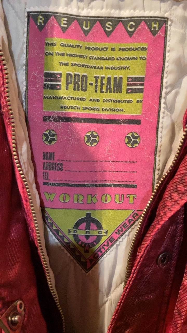 Vintage Reusch Skioverall 80s, selten, hochwertig und außergewöhnlich gut erhalten. Starke Details, top Zustand. Ikonische Farbe.