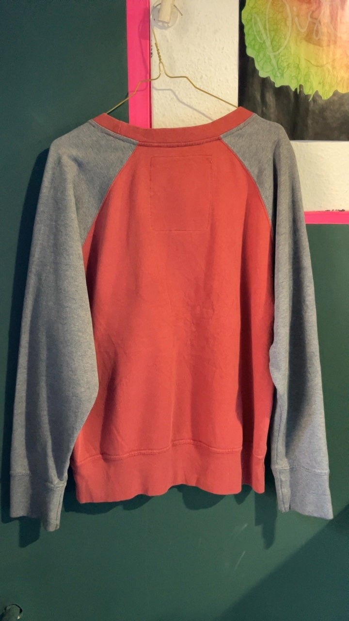 College Sweatshirt - Hockey Look - Y2K Style - Oldschool Sports Look