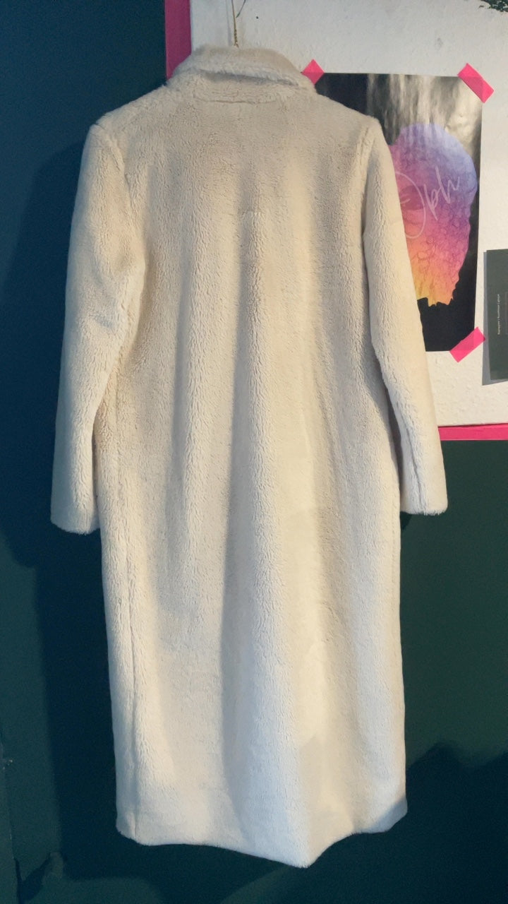 Teddymantel, Snow Y2K, Alpine Glam, Cozy Rich Girl 