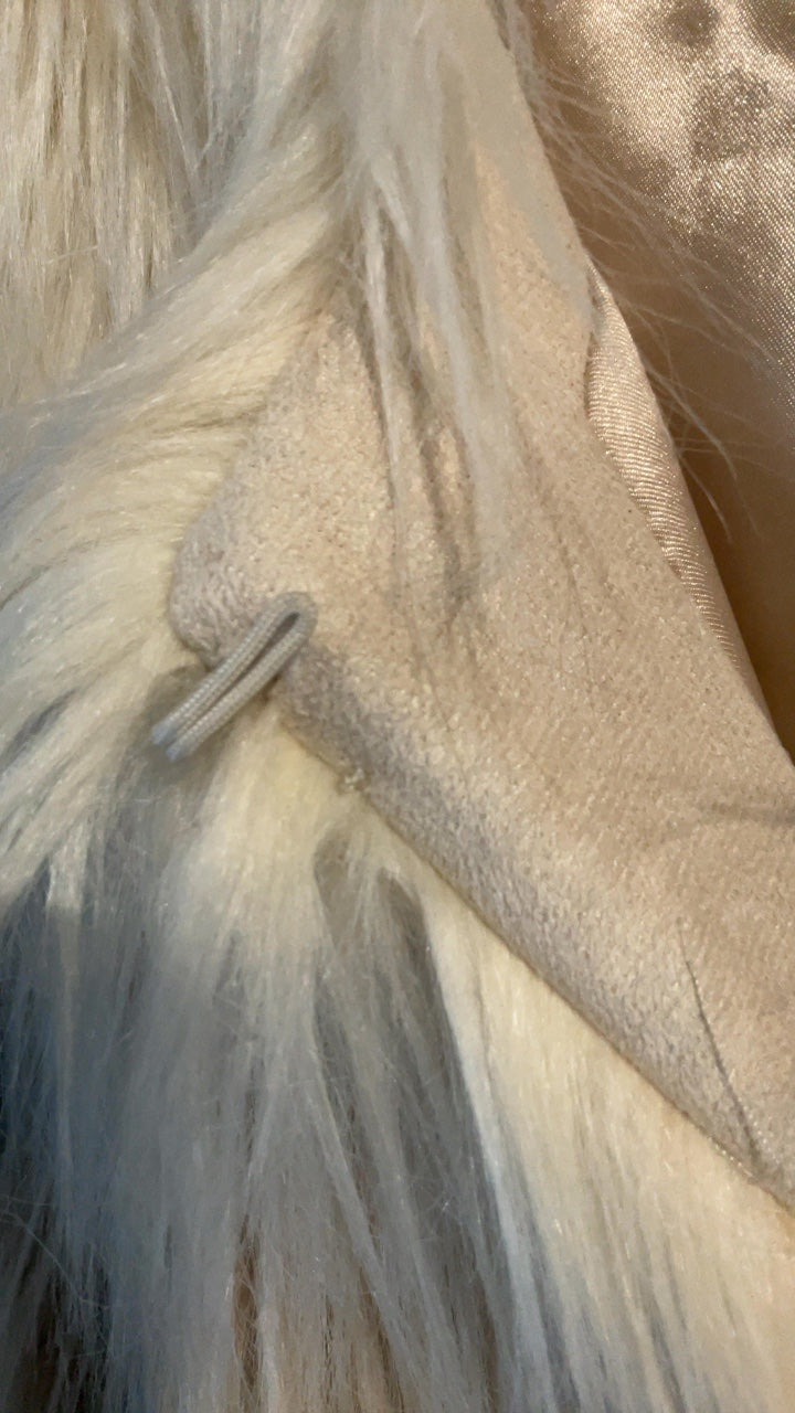 Creamy Fake Fur Weste, Y2K, Snow Glam, Aprés Ski